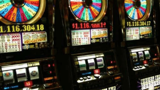 Winning Big in the World of Online Poker: Tips and Tricks
